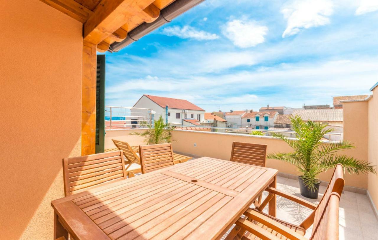 Apartments Villa-Ines Center Vodice Exterior foto